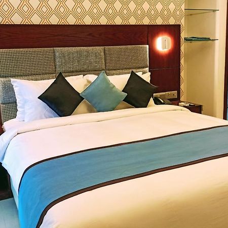 Nascent Gardenia Luxury Suites Dhaka Bagian luar foto