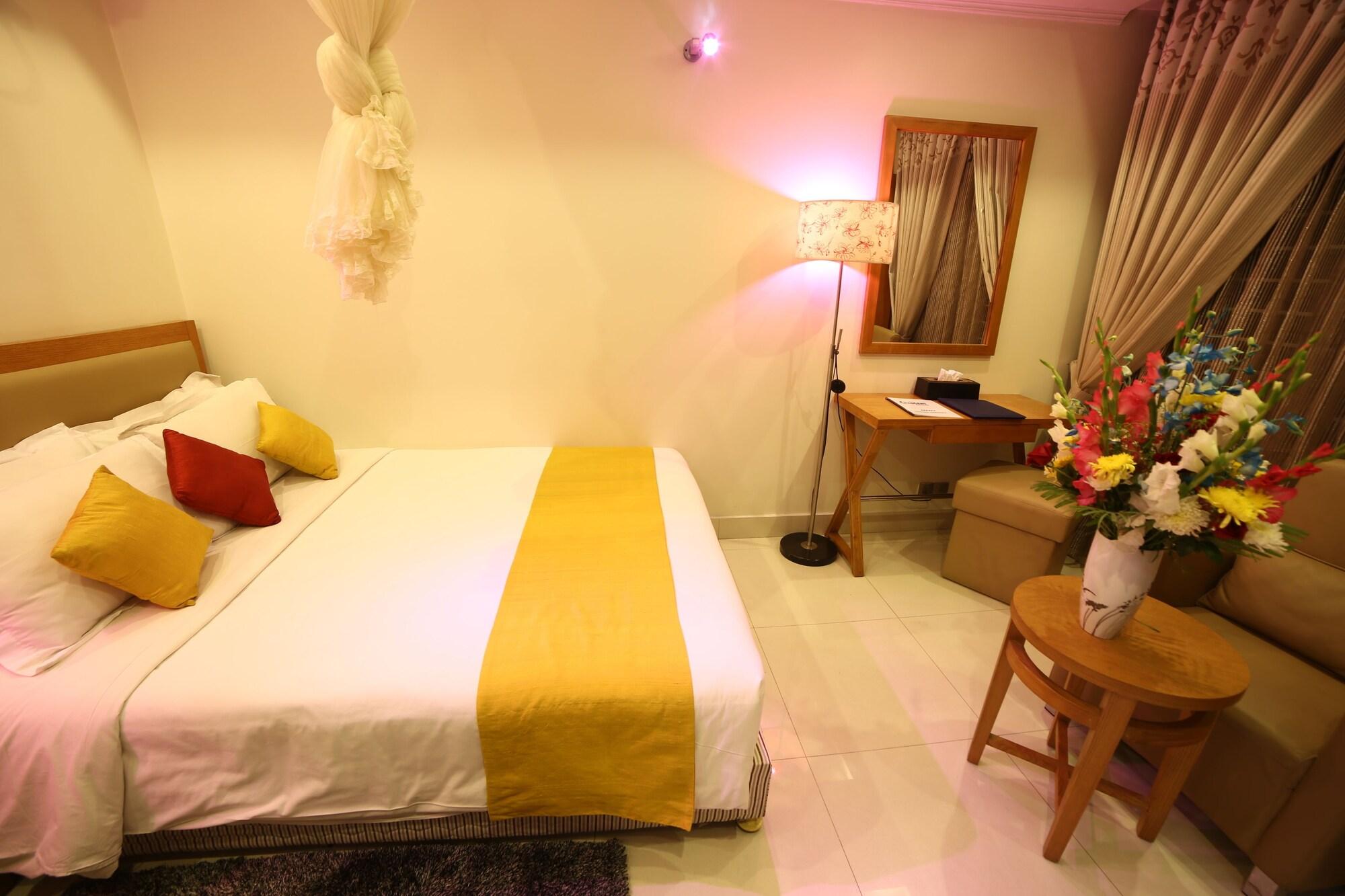 Nascent Gardenia Luxury Suites Dhaka Bagian luar foto
