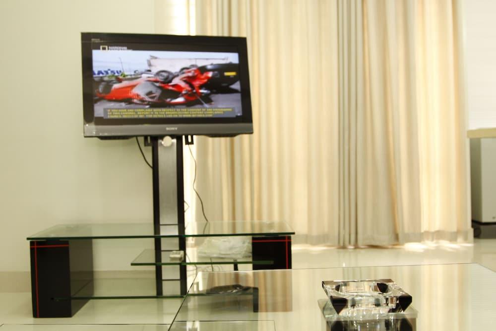 Nascent Gardenia Luxury Suites Dhaka Bagian luar foto