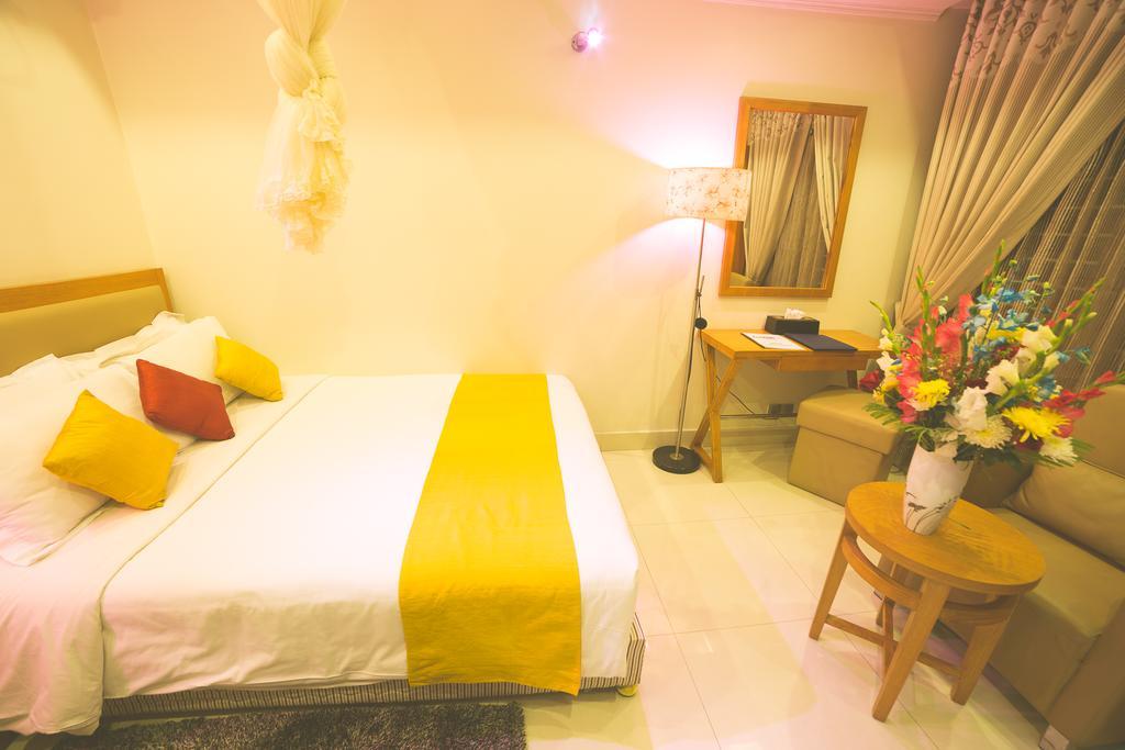 Nascent Gardenia Luxury Suites Dhaka Bagian luar foto