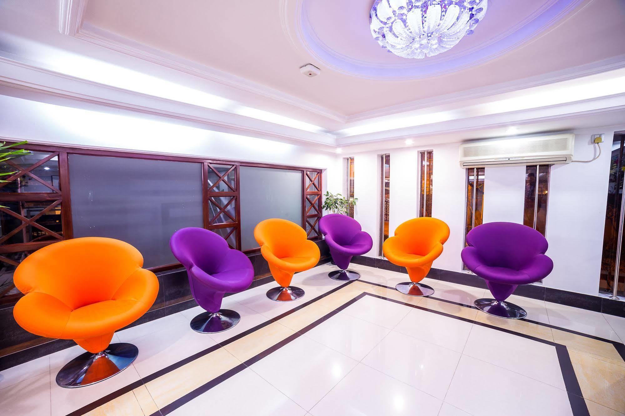 Nascent Gardenia Luxury Suites Dhaka Bagian luar foto