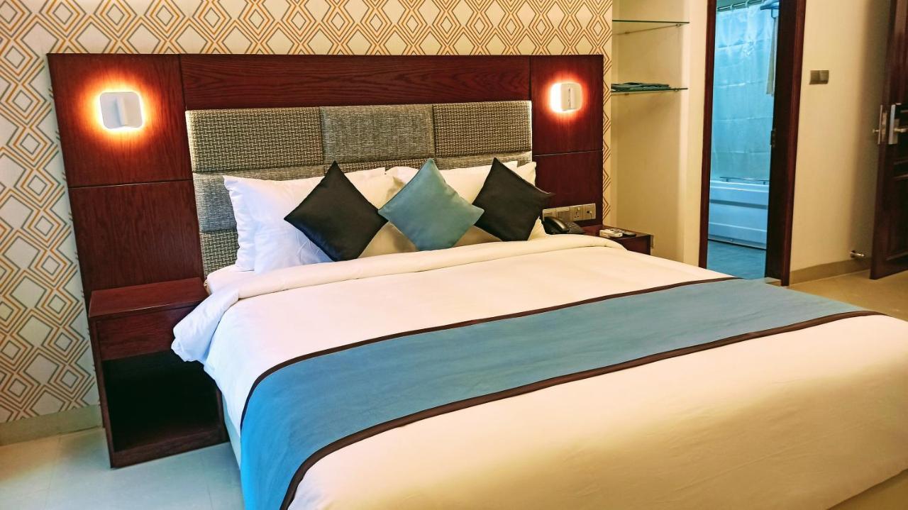 Nascent Gardenia Luxury Suites Dhaka Bagian luar foto
